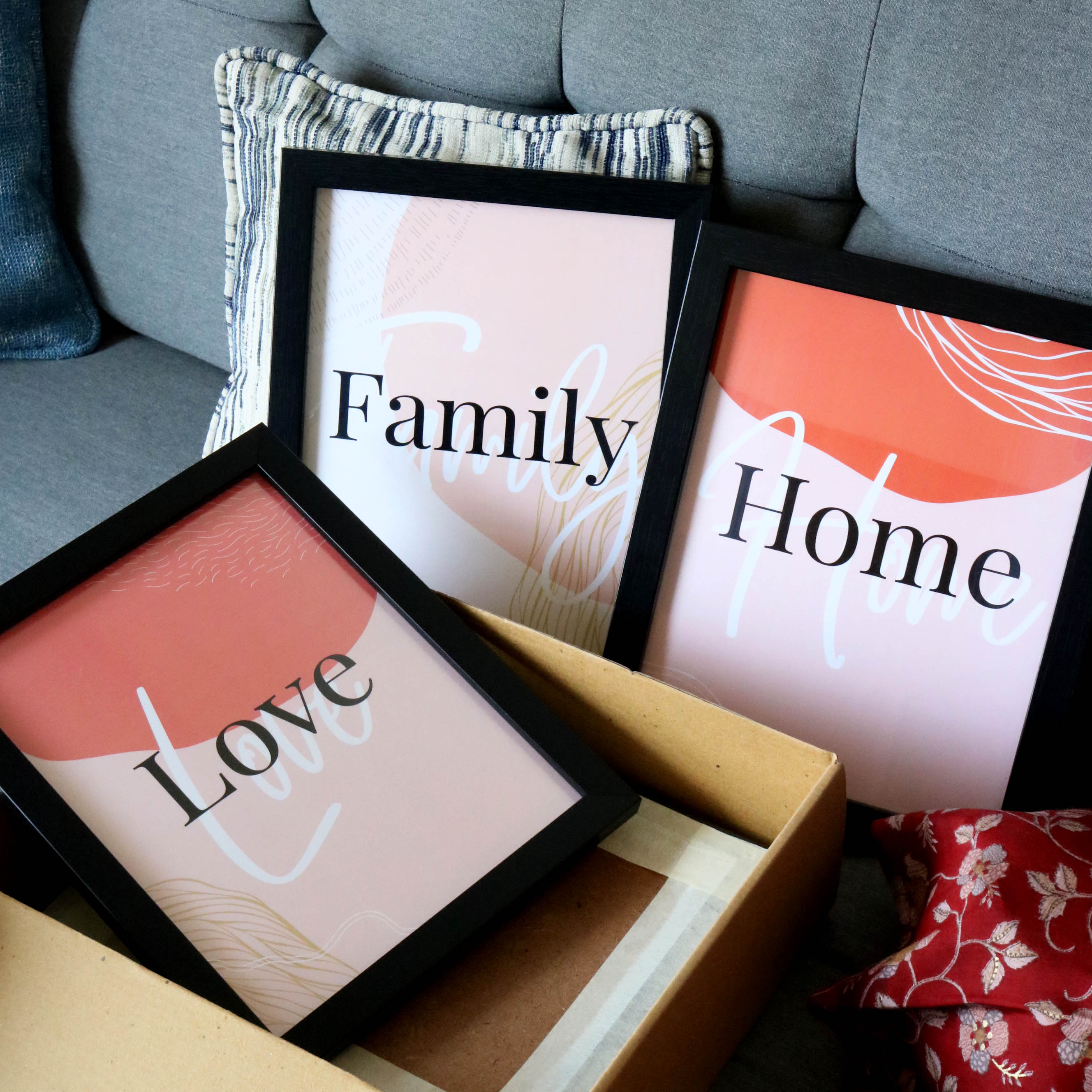 Set of 3 Art Frames - Love, Family, Home